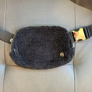 Lululemon black fuzzy Belt Bag Crossbody Fanny pack.